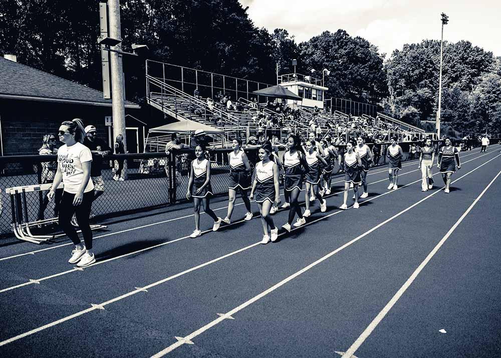 Sideline cheer photo
